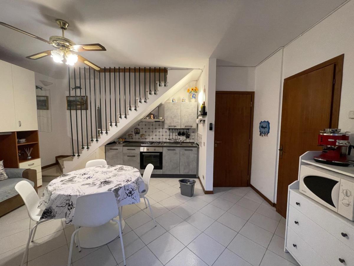 La Brezza Viareggina A 500 Mt Dal Mare, Dal Carnevale E Dagli Stabilimenti Balneari Apartment Viareggio Exterior foto