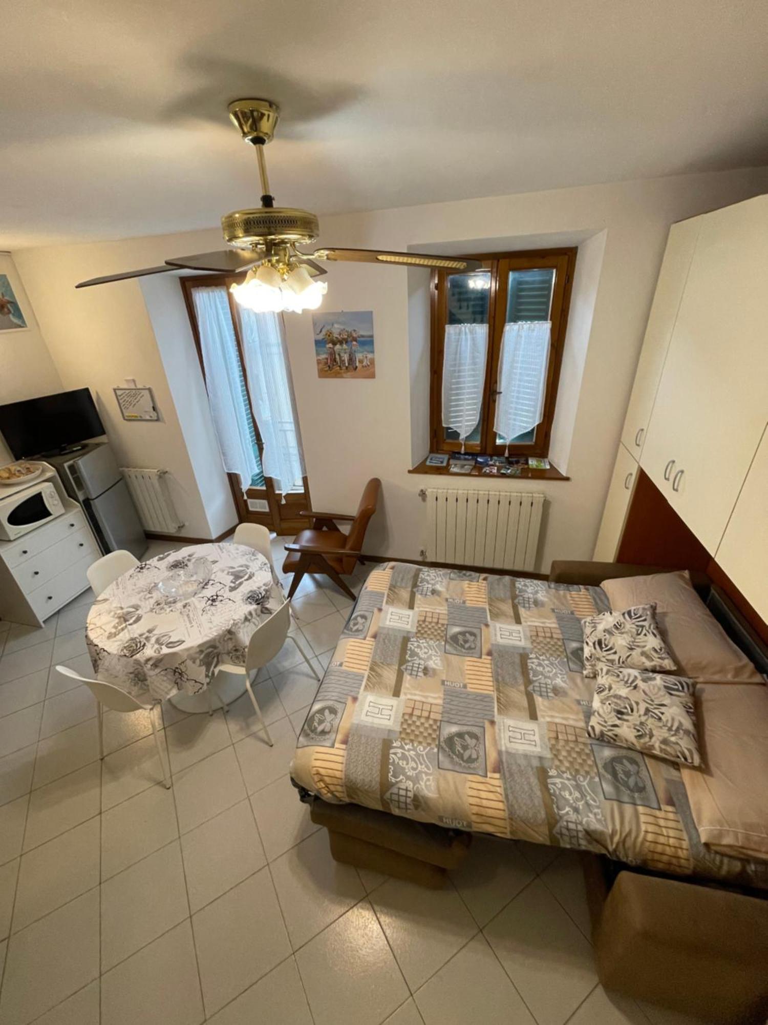 La Brezza Viareggina A 500 Mt Dal Mare, Dal Carnevale E Dagli Stabilimenti Balneari Apartment Viareggio Exterior foto